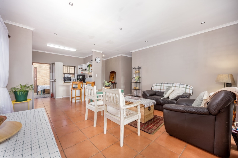 To Let 3 Bedroom Property for Rent in Sonstraal Heights Western Cape